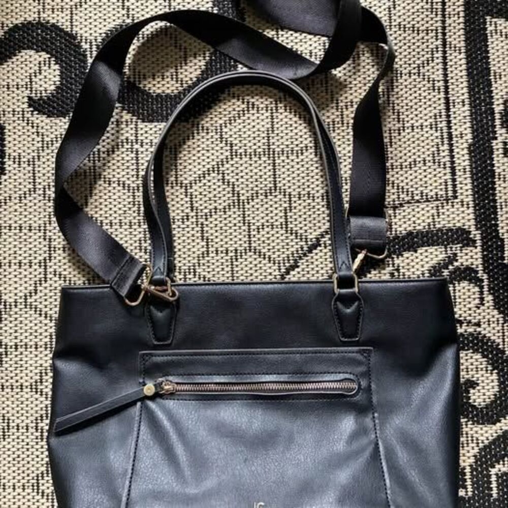 Liz Claiborne Black goldtone shoulder bag purse convertible crossbody strap NWOT
